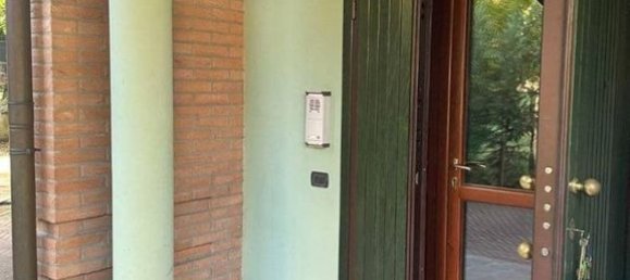 4 Schlafzimmer Villa in Modena, Italy, Nr. 128545 5