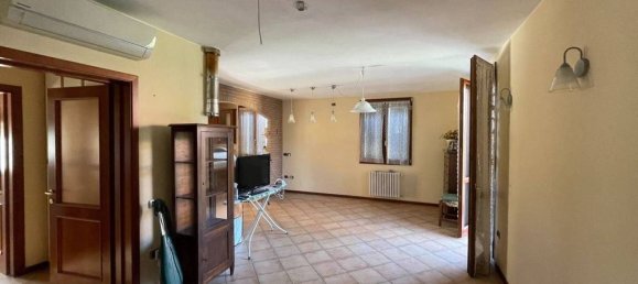 4 Schlafzimmer Villa in Modena, Italy, Nr. 128545 11