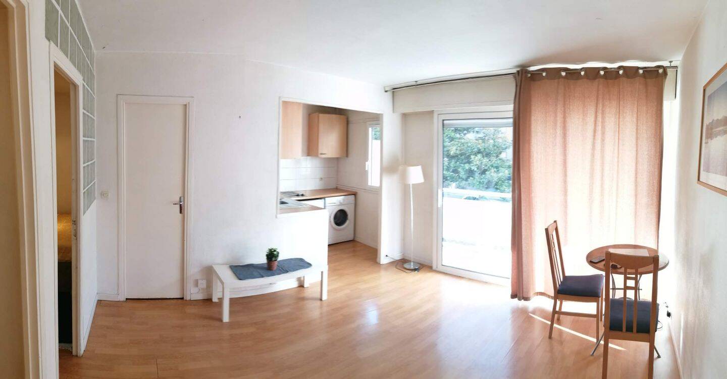 Apartamento de 1 dormitorio en Courbevoie, France No. 327050