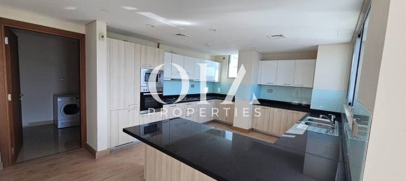 3 bedrooms Villa in Al Reem Island, UAE No. 17104 5