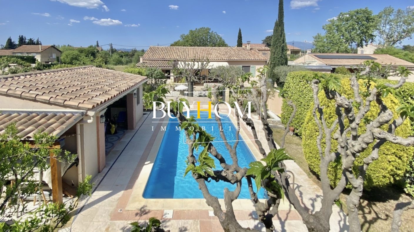 Villa de 6 dormitorios en Pernes-les-Fontaines, France No. 345077