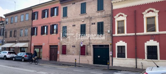 3 rooms Apartment in Ferrara, Italy No. 173360 5