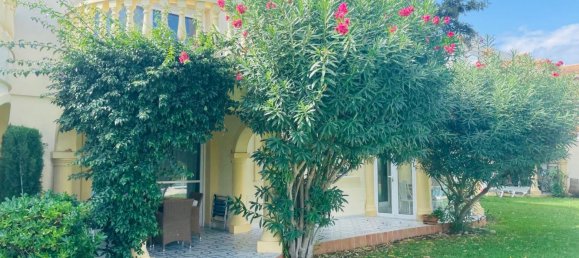 Apartamento de 3 dormitorios en Dénia, Spain No. 186784 2