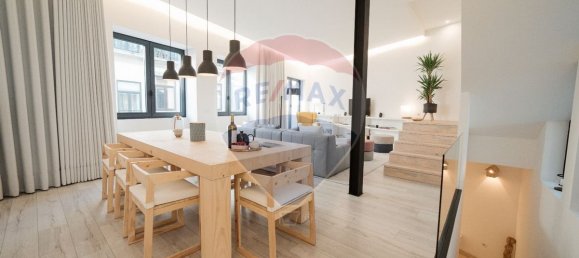 3 bedrooms House in Porto, Portugal No. 24219 21