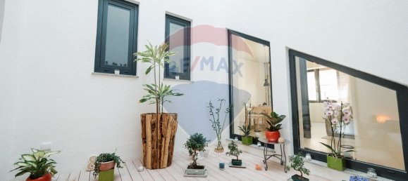 3 bedrooms House in Porto, Portugal No. 24219 9