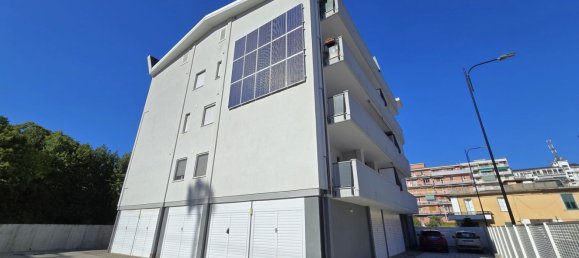 Квартира с 3 спальнями в Пескара, Италия № 338970 37