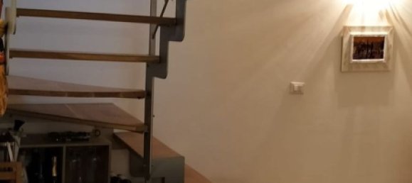 Duplex de 4 divisões em Livorno, Italy N.º 48902 16