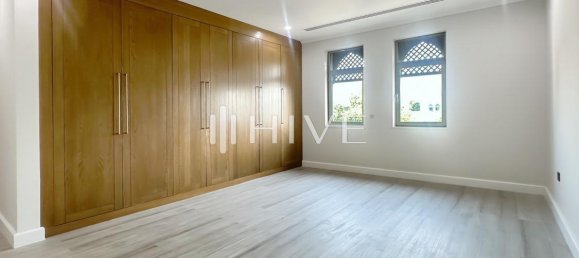 5 غرف نوم فيلا في Jumeirah Park, UAE رقم 64448 10