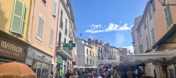 Квартира с 2 спальнями в Фрежюс, Франция № 303902 11