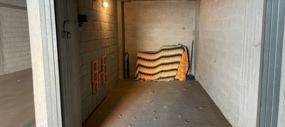 12m² Garage in Pavia, Italy No. 145428 4