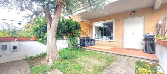 2 Schlafzimmer Wohnung in Rome, Italy, Nr. 196160 2