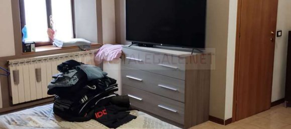 3 Schlafzimmer Wohnung in Borgo Priolo, Italy, Nr. 361396 7