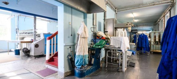 Здание с 1 комнатой в Leer, Германия № 207820 8