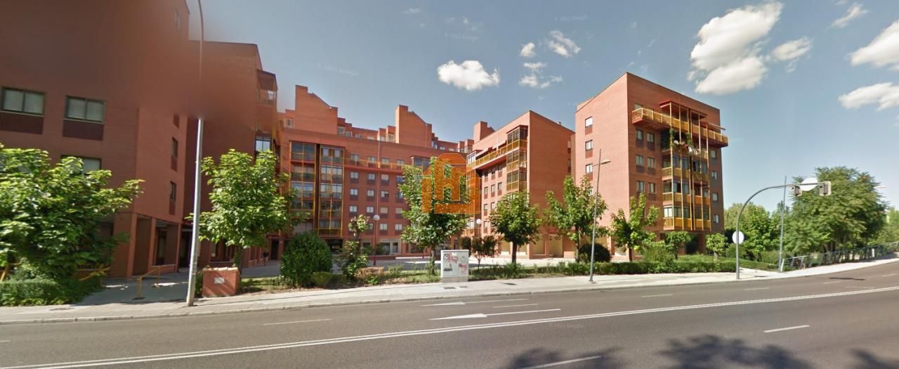 Gewerbliche Immobilie in Leon, Spain 5710m², Nr. 21003