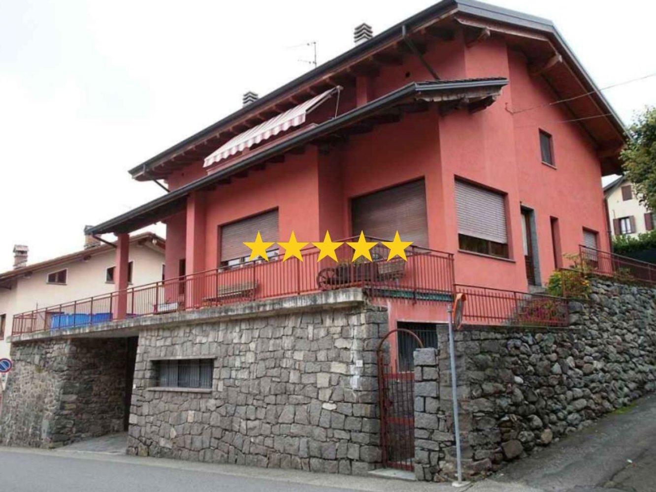 7 rooms Apartment in Graglia, Italy No. 208106