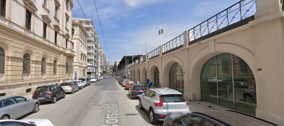 Apartamento T4 em Bari, Italy N.º 325458 9