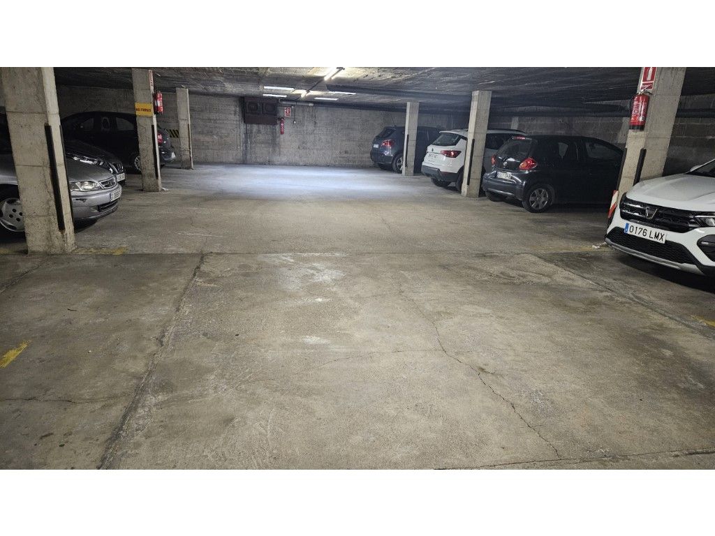 15m² Garage in Figueres, Spain No. 193726