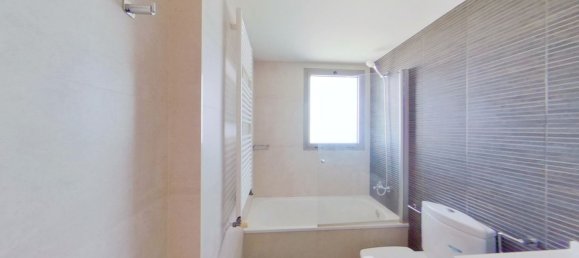 Apartamento de 2 dormitorios en Valencia, Spain No. 172201 56