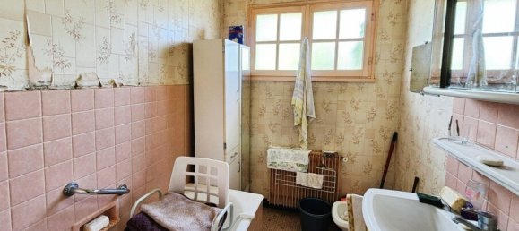 3 bedrooms House in Commentry, France No. 321390 3