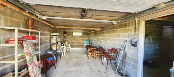 3 bedrooms House in Commentry, France No. 321390 5