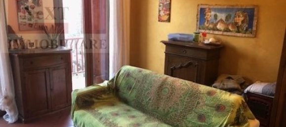 6 rooms Apartment in Reggello, Italy No. 28225 3