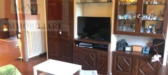 6 rooms Apartment in Reggello, Italy No. 28225 4