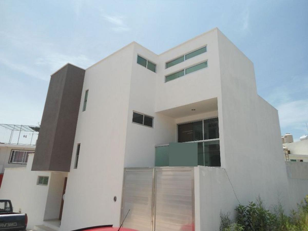 Casa de 3 dormitorios en Veracruz, Mexico No. 220400