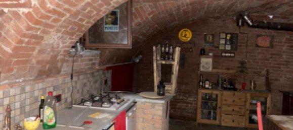 6 rooms House in Asti, Italy No. 301773 3