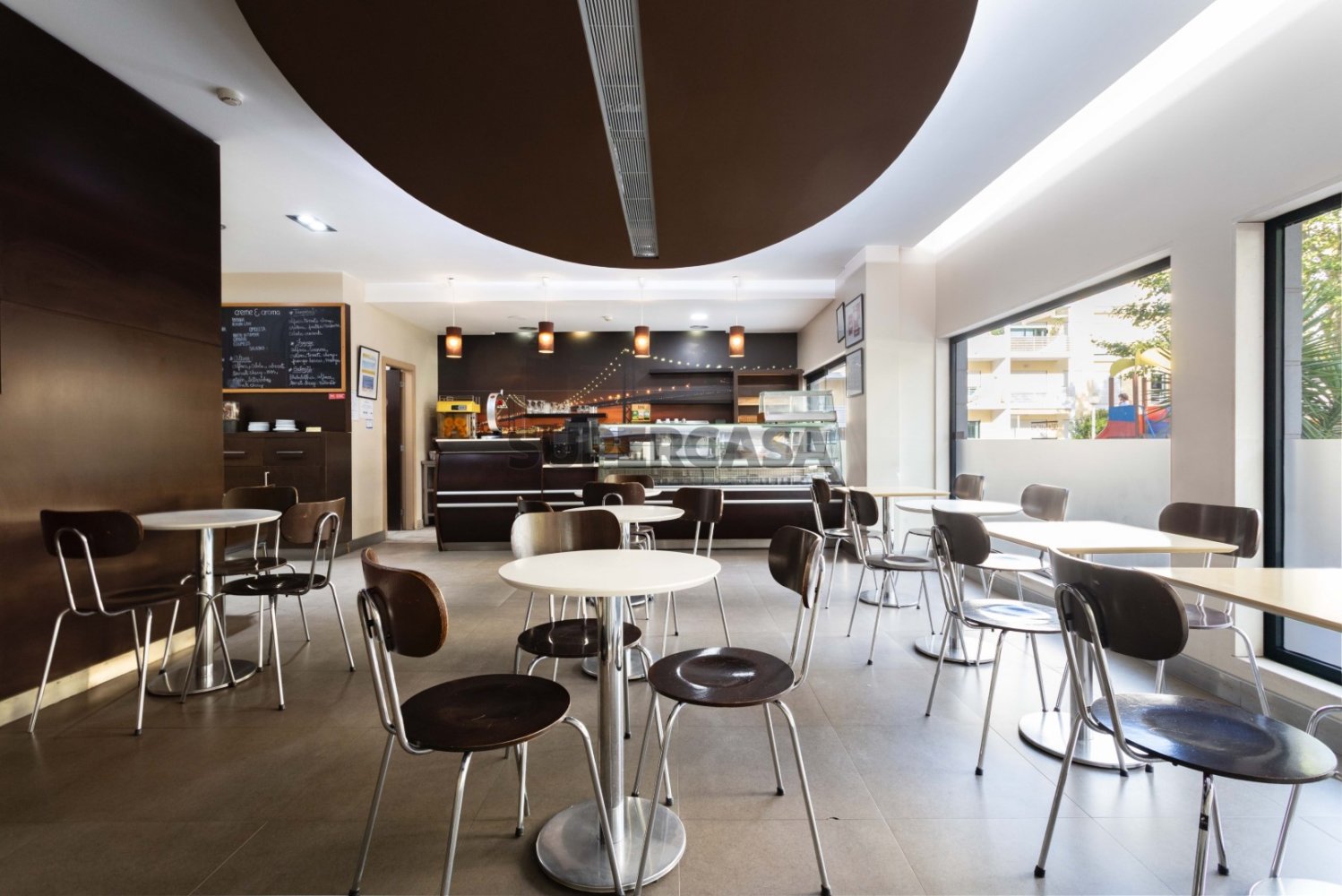 Gewerbliche Immobilie in Cascais, Portugal 118m², Nr. 289536