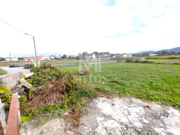 2387m² Land in Darque, Portugal No. 80093