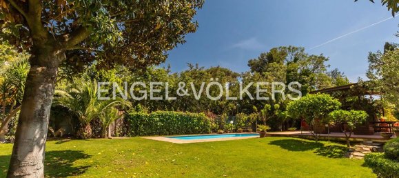 Дом с 7 комнатами в Рим, Италия № 139879 5