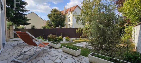 3 Schlafzimmer Villa in Colombes, France, Nr. 167558 5