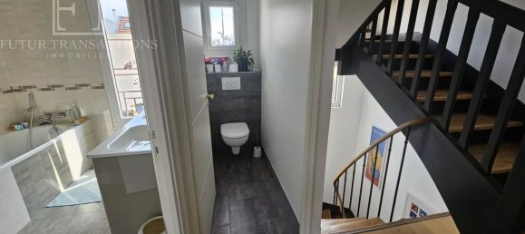 3 Schlafzimmer Villa in Colombes, France, Nr. 167558 8