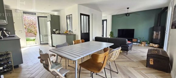 3 Schlafzimmer Villa in Colombes, France, Nr. 167558 6