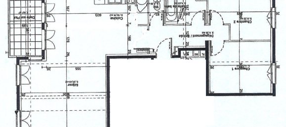 3 bedrooms Apartment in Suresnes, France No. 164021 4