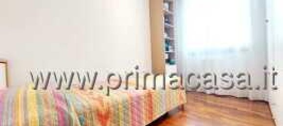 Дом с 5 комнатами в Карпи, Италия № 16384 6