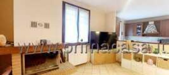 Дом с 5 комнатами в Карпи, Италия № 16384 14