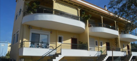 Propiedad de 3 dormitorios en Xylokastro, Greece No. 6778 18