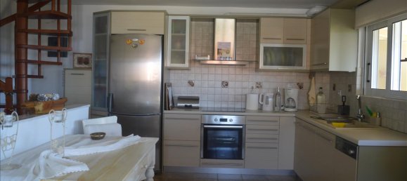 Propiedad de 3 dormitorios en Xylokastro, Greece No. 6778 9