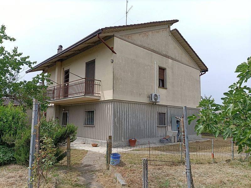 4غرفة فيلا في Mortara, Italy رقم 37266