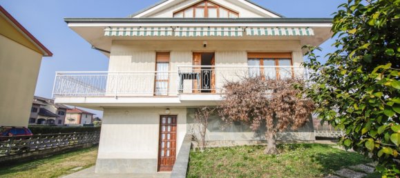 6 bedrooms Villa in Volpiano, Italy No. 311272 14