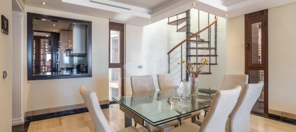 Penthouse T2 em Estepona, Spain N.º 180694 9