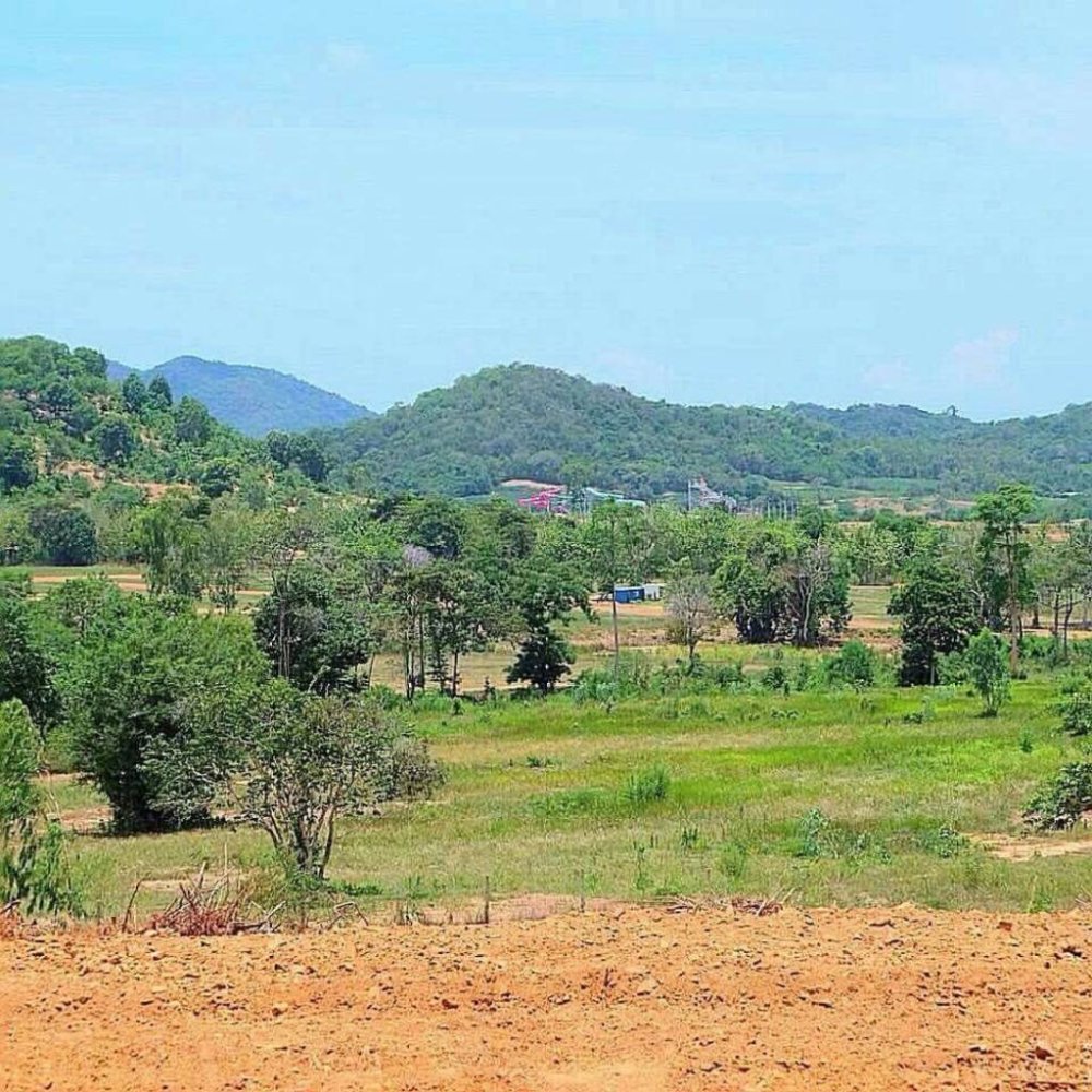 Terreno en Pattaya, Thailand No. 23828