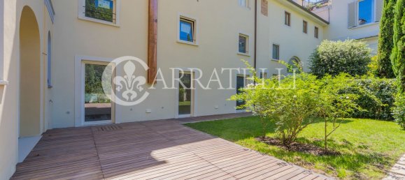 5-Zimmer Wohnung in Florence, Italy, Nr. 308064 3