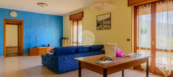 3 Schlafzimmer Villa in Negrar, Italy, Nr. 293745 8