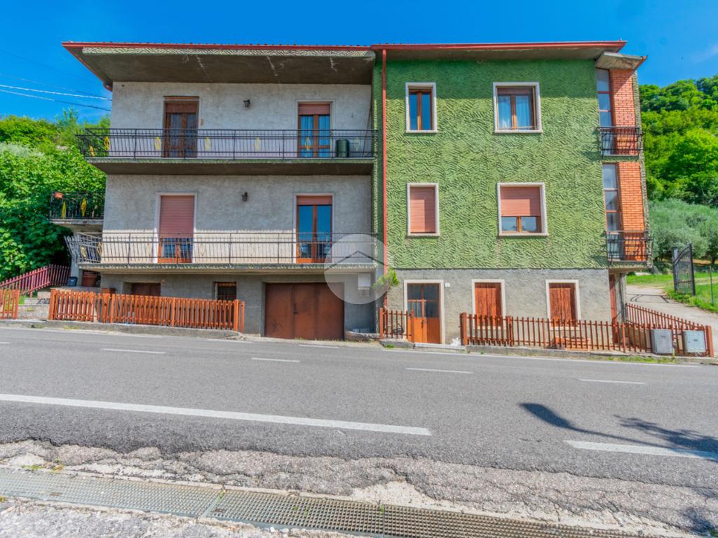 3 Schlafzimmer Villa in Negrar, Italy, Nr. 293745