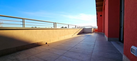 3 rooms Penthouse in Parma, Italy No. 225864 25