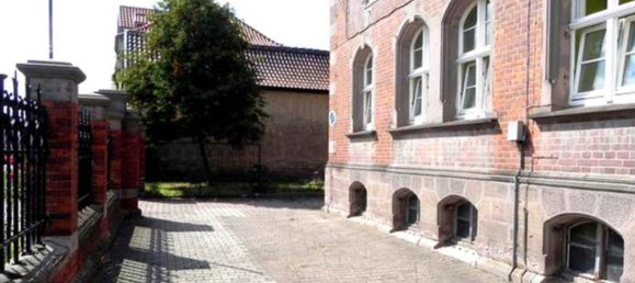 Edificio de 22 habitaciónes en Mansfeld-Sudharz, Germany No. 284070 6