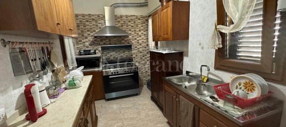 6 rooms House in Catanzaro, Italy No. 79992 5