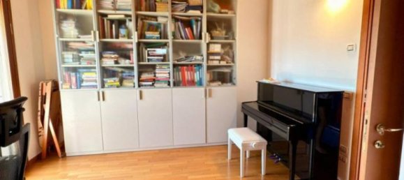 3 Schlafzimmer Doppelhaus in Padua, Italy, Nr. 291638 18